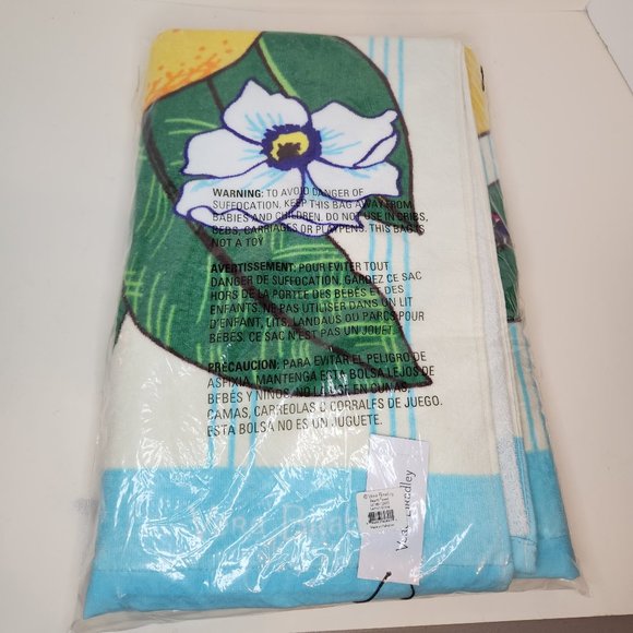 Vera Bradley - Beach Towel - Lemon Grove - NWT - Picture 4 of 5